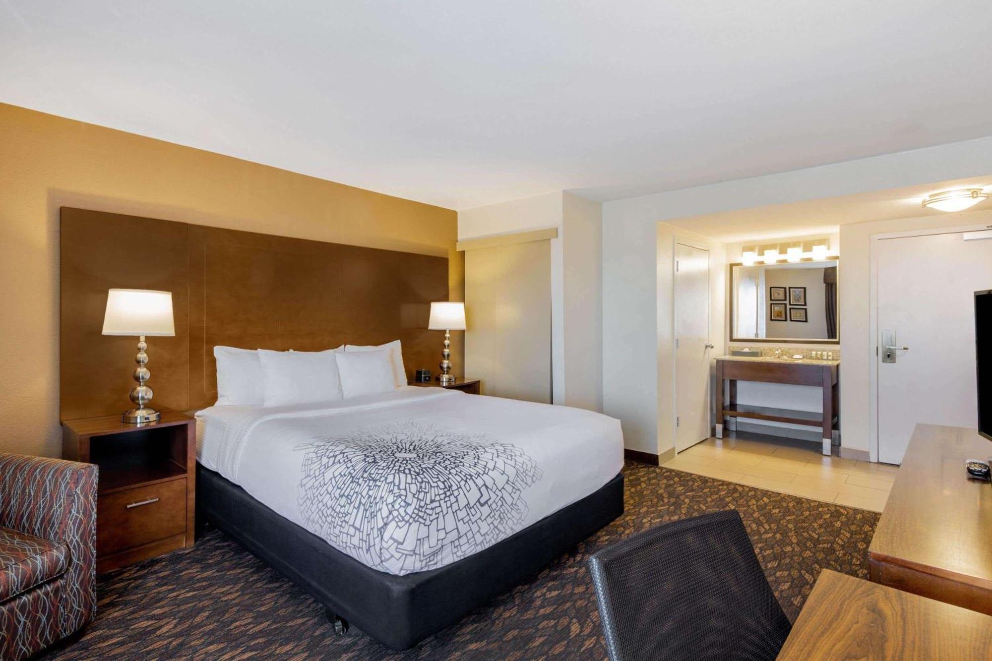 La Quinta By Wyndham Oakland - Hayward Hotel Eksteriør billede