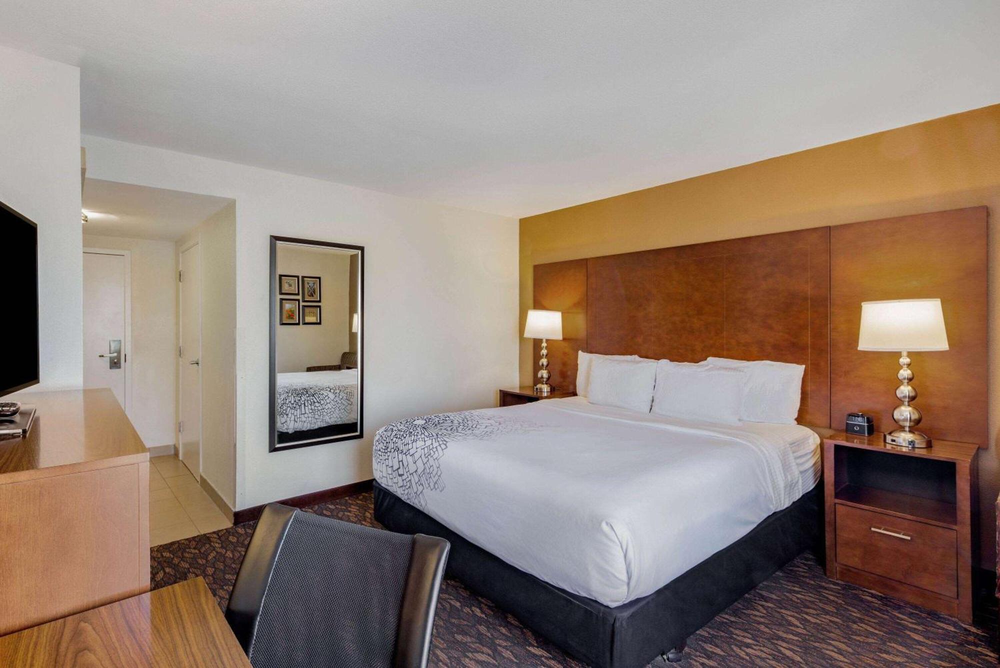 La Quinta By Wyndham Oakland - Hayward Hotel Eksteriør billede